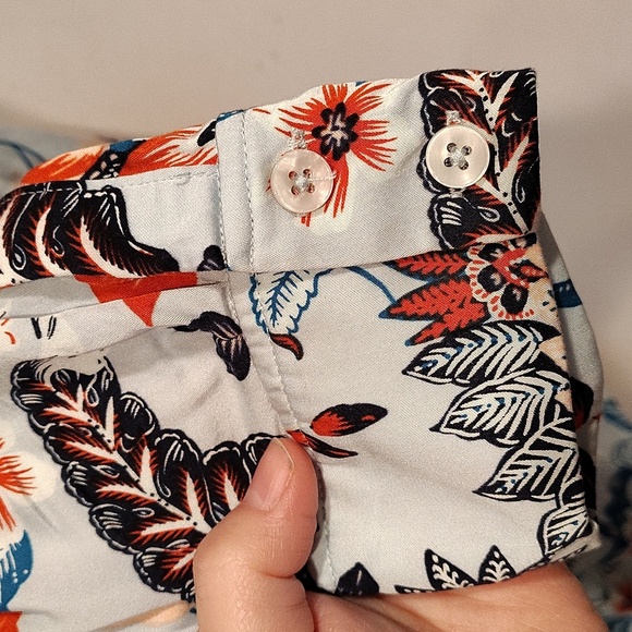 Chico's Sand Wash Satin Paisley Floral 100% Modal Button Down Shirt Sz 3 (XL) - Picture 6 of 7